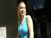 Amateur, Sonia Pilladas en la calle